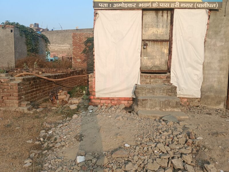 60 gaj house for sale 7404435520