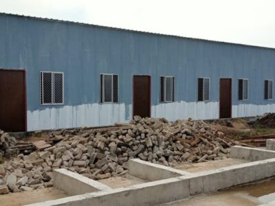 200 गज का मकान 8 कमरे (लेबरक्वार्टर) हरिनगर पानीपत में बिकाऊ है फोन न० 7404435520