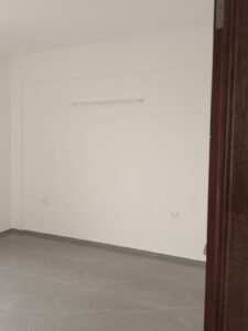 140 square yard plot for sale in